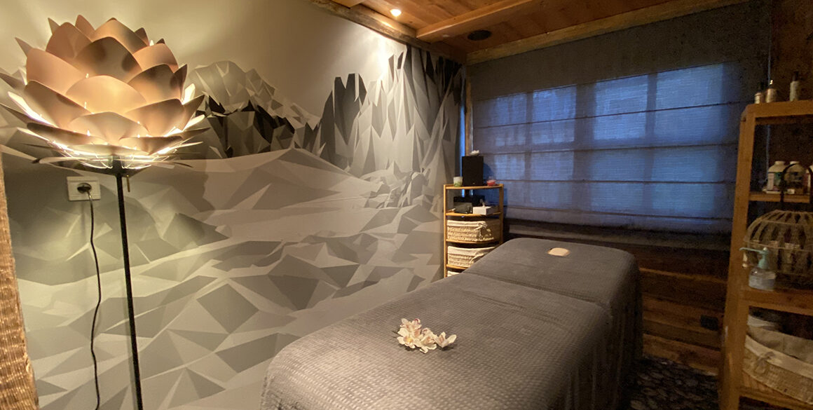 Massage room